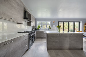 Kitchen- click for photo gallery